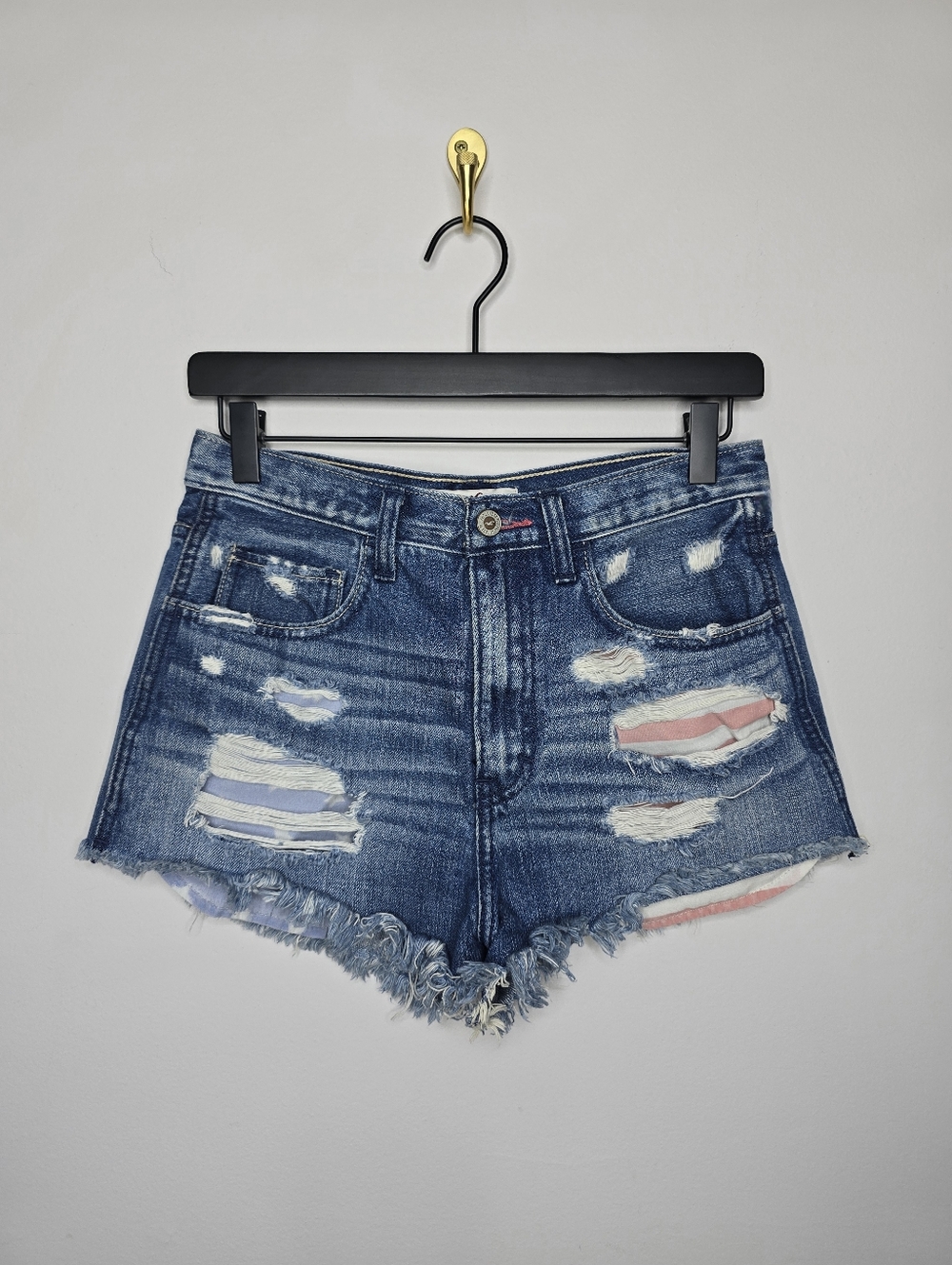 Hollister Destroyed Denim Shorts with Patriotic Pocket Lining Size 3 / 26